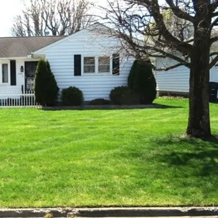 Buy this 3 bed house on 1812 Marrose Drive in Lancaster, OH 43130