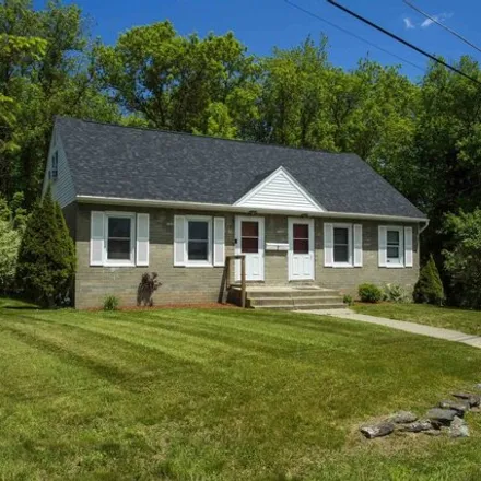 Buy this 4 bed house on 194 Silver Bow Terrace in Essex Junction, VT 05452