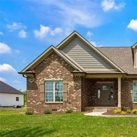 Buy this 4 bed house on unnamed road in Warren County, KY