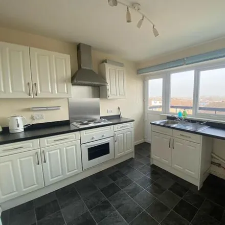Image 2 - Wingfield Road, Greasbrough, S61 4EY, United Kingdom - Apartment for rent
