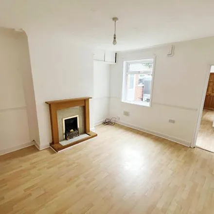 Rent this 2 bed apartment on Oxford Street in Sutton in Ashfield, NG17 2EF