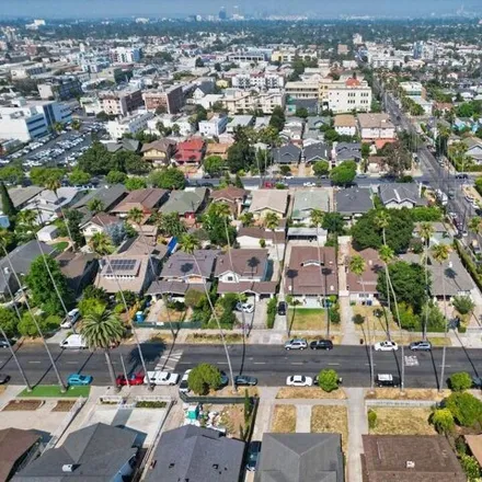 Image 7 - 215 S Ardmore Ave, Los Angeles, California, 90004 - House for sale