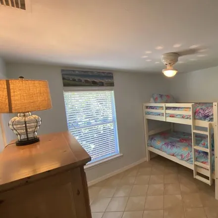 Rent this 2 bed house on Captiva in FL, 33924