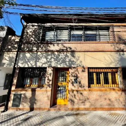 Buy this 4 bed house on Viamonte 127 in República de la Sexta, Rosario
