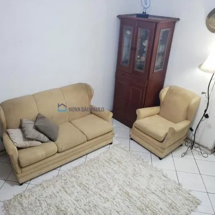 Buy this 2 bed house on Rua das Hortências 190 in Mirandópolis, São Paulo - SP