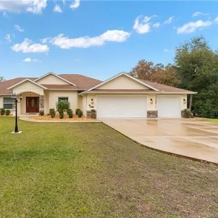 Buy this 3 bed house on 259 West Liberty Street in Citrus County, FL 34442