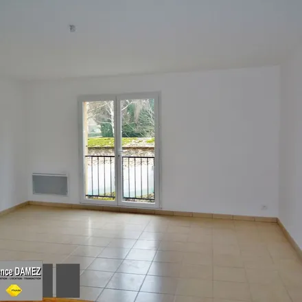 Rent this 4 bed apartment on 20 Rue de Chartres in 91410 Dourdan, France