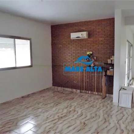 Buy this 2 bed house on Rua Hans Staden in Centro, Ubatuba - SP