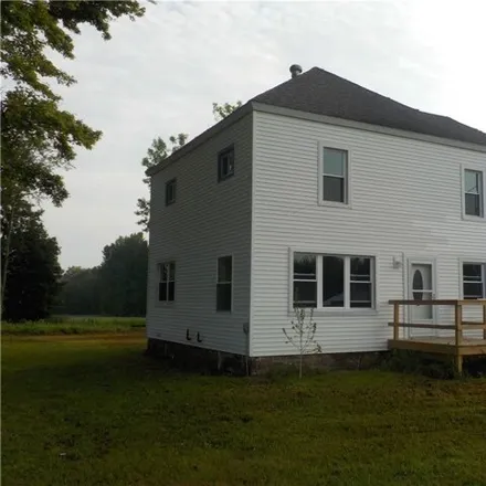 Image 3 - 12498 Ira Station Rd, Cato, New York, 13033 - House for sale