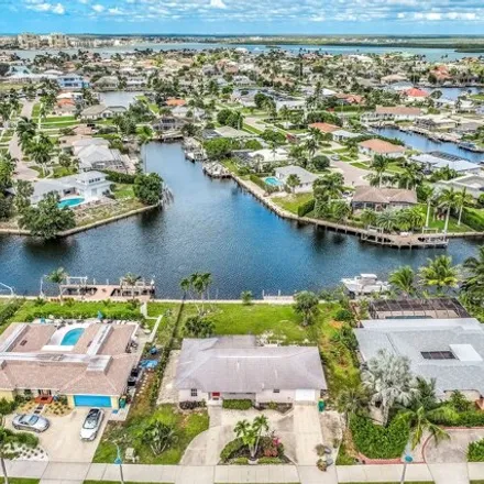 Image 4 - 1232 North Collier Boulevard, Marco Island, FL 34145, USA - House for sale