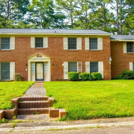 Buy this 5 bed house on 5368 Briarfield Road in Jackson, MS 39211