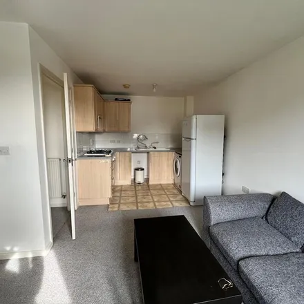 Image 3 - Ashdown Grove, Bloxwich, WS2 8BG, United Kingdom - Apartment for rent