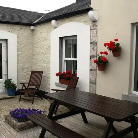 Image 2 - Whitegate, County Cork, P25 A062, Ireland - Townhouse for rent