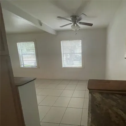 Image 7 - 1573 44th Street South, Saint Petersburg, FL 33711, USA - House for sale