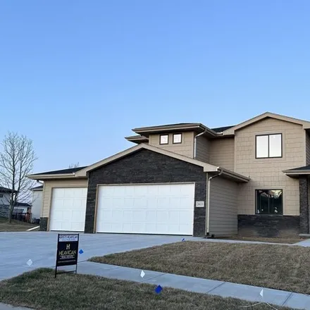 Buy this 6 bed house on 21483 A Street in Douglas County, NE 68022