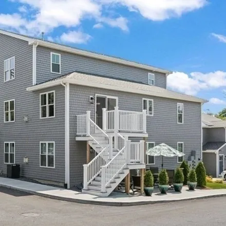 Buy this 2 bed townhouse on 1 Samoset Court in Plymouth, MA 02360