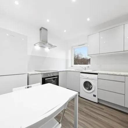 Image 1 - Kinross House, Bingfield Street, London, N1 0BH, United Kingdom - Apartment for rent