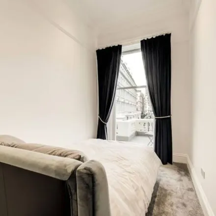 Image 5 - 16 Thurloe Street, London, SW7 2SX, United Kingdom - Apartment for rent