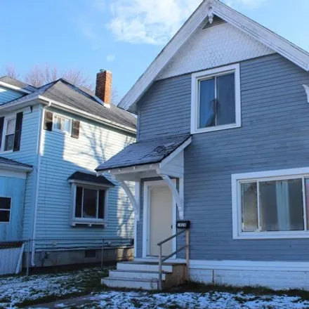 Buy this 3 bed house on 1066 Howard Street in City of Saginaw, MI 48601