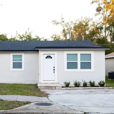 Rent this 3 bed house on 2070 Airport Boulevard in Lincoln Heights, Sanford