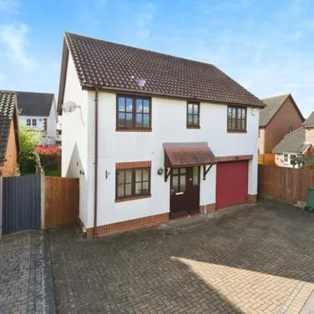 Buy this 4 bed house on Snowberry Court in Braintree, CM7 9FT