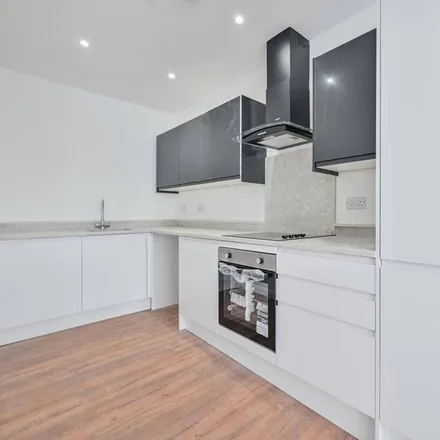 Rent this 2 bed apartment on Brownhill Road in London, SE6 2HG