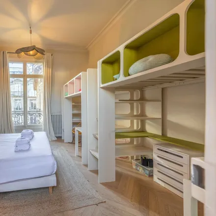 Image 3 - 109 Avenue Victor Hugo, 75116 Paris, France - Apartment for rent