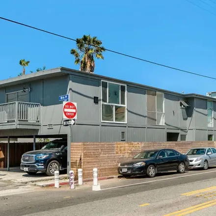 Rent this 2 bed apartment on Tocaya Organica in 1715 Pacific Avenue, Los Angeles