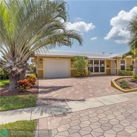 Rent this 3 bed house on 840 Southeast 5th Avenue in Garden Isles, Pompano Beach