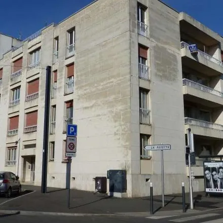 Image 4 - Mairie d'Angers, Boulevard Résistance et Déportation, 49100 Angers, France - Apartment for rent