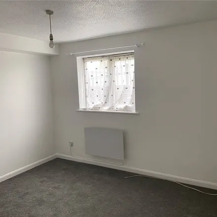 Rent this 2 bed apartment on Countess Road in Northampton, NN5 7FA