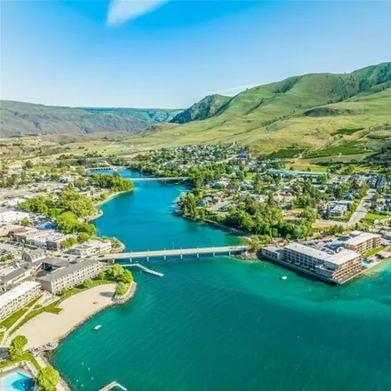 Buy this 1 bed condo on 322 West Woodin Avenue in Chelan, Chelan County