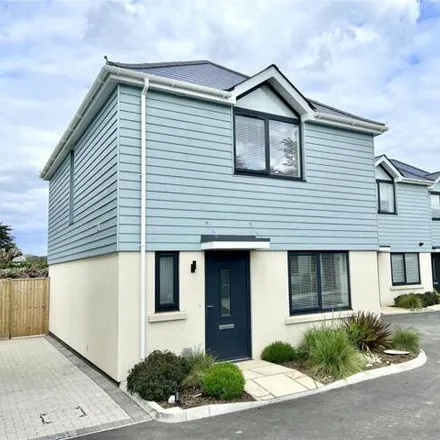 Buy this 3 bed house on unnamed road in Highcliffe-on-Sea, BH23 4HP
