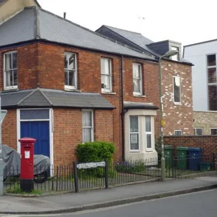 Rent this 5 bed house on 54 Bullingdon Road in Oxford, OX4 1QN