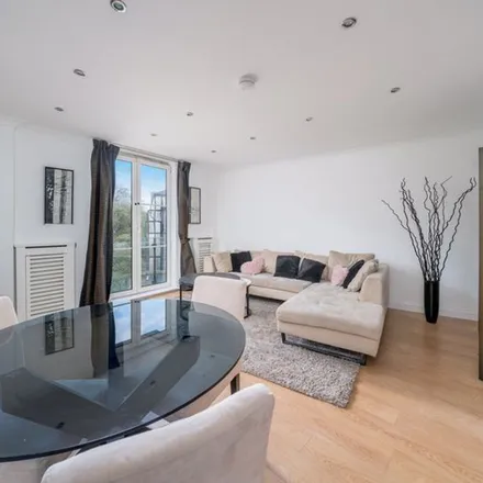 Image 3 - Mary's Court, 4 Palgrave Gardens, London, NW1 6EW, United Kingdom - Apartment for rent