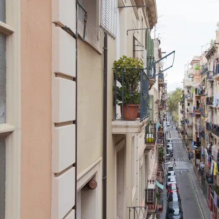 Image 10 - Carrer de Ginebra, 08003 Barcelona, Spain - Apartment for rent