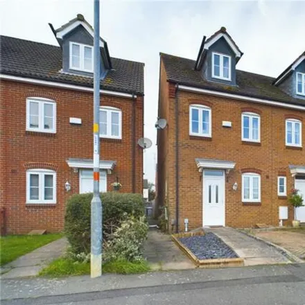 Buy this 3 bed house on Coles Close in Burton Latimer, NN15 5SN