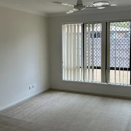 Image 3 - Agnes Street, South Gladstone QLD 4680, Australia - Apartment for rent