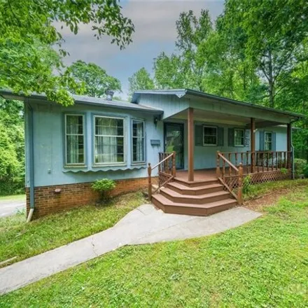 Image 2 - 240 Willow Street, Stanley, Gaston County, NC 28164, USA - House for sale