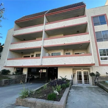 Buy this 1 bed condo on Town and Country School in East Del Mar Boulevard, Pasadena