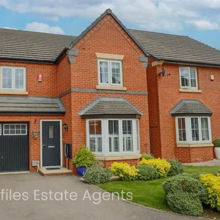 Buy this 4 bed house on Cardinal Drive in Hinckley, LE10 2NS