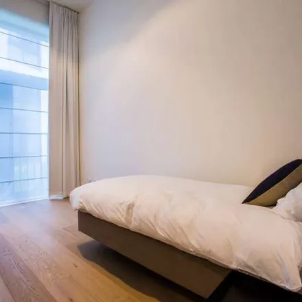 Rent this 3 bed apartment on Galerie du Commerce - Handelsgalerij 6 in 1000 Brussels, Belgium