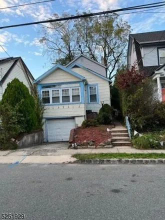Buy this 3 bed house on 222 Franklin Avenue in Maplewood, NJ 07040