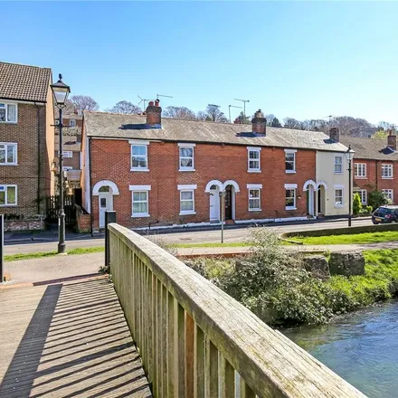 Rent this 3 bed townhouse on Water Lane in Winchester, SO23 0EJ