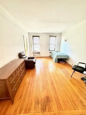 Image 4 - 130 Bay Ridge Parkway, New York, NY 11209, USA - Apartment for sale