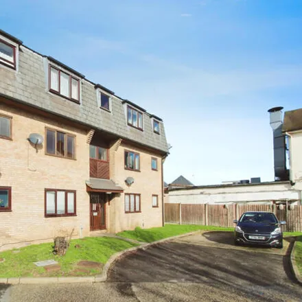 Buy this studio apartment on Patching Hall Lane in Chelmsford, CM1 4ES