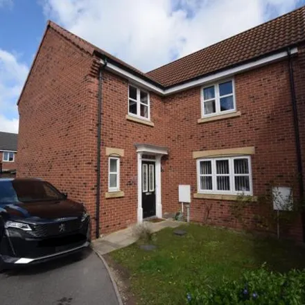 Buy this 3 bed house on Pilgrims Way in Gainsborough CP, DN21 1ZB