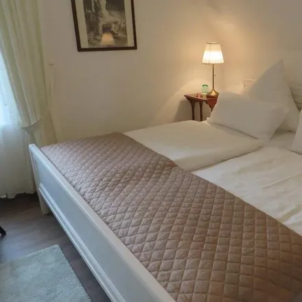 Rent this 1 bed apartment on Schloss Lütetsburg in Landstraße 40a, 26524 Lütetsburg