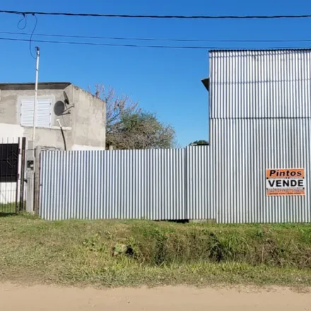 Buy this studio loft on Junin in Departamento Colón, 3283 San José