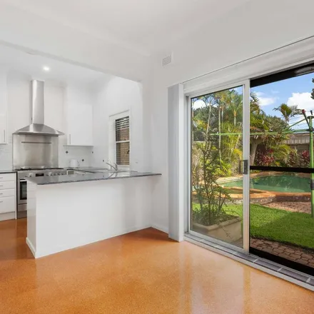 Image 5 - Braeside Avenue, Penshurst NSW 2222, Australia - Apartment for rent